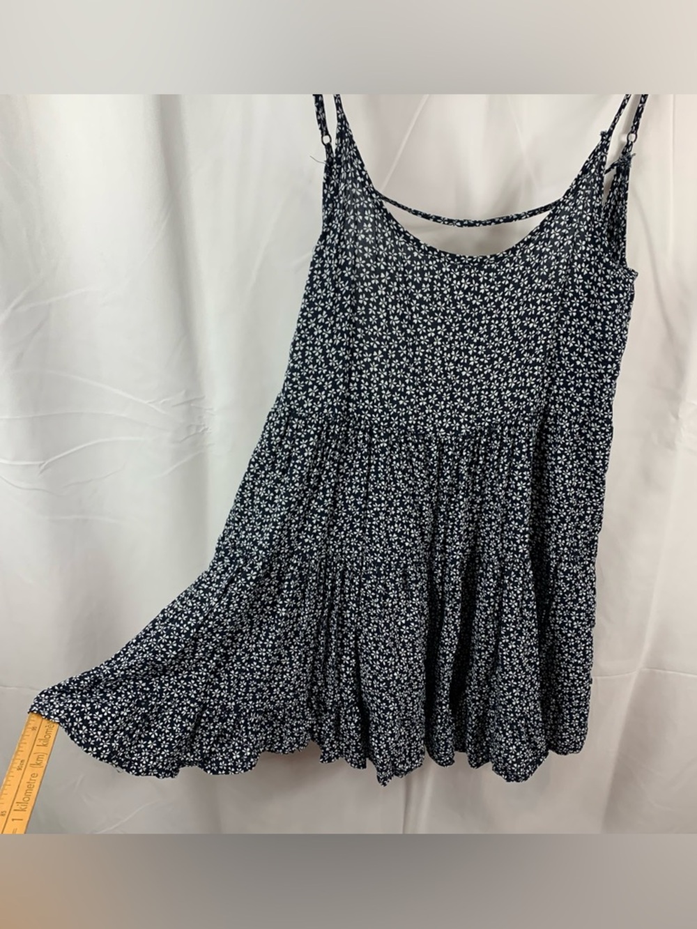 Brandy Melville Tank Top Women's One Size Navy Blue Floral Spaghetti Strap